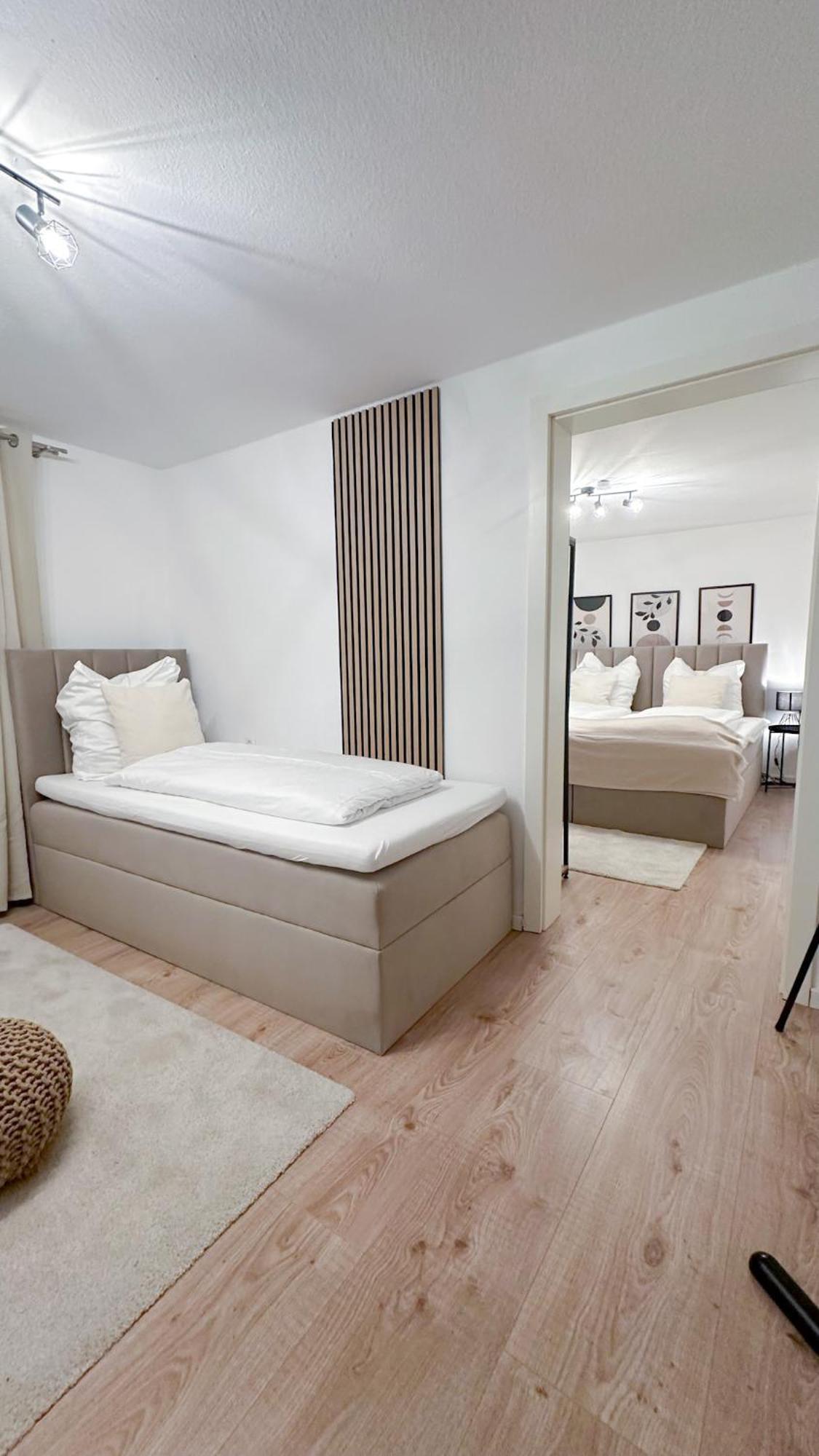 Malu Rooms - Ruhige Lage, Erdgeschoss, Smarttv, Netflix, 24H Checkin, لودفيغسبرغ المظهر الخارجي الصورة